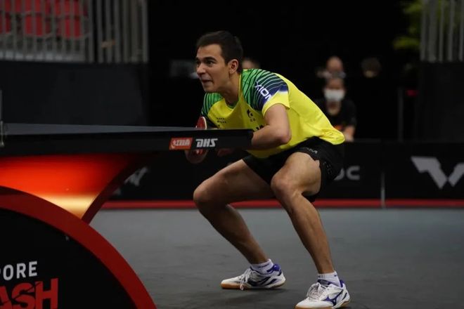 现代足球已 现代足球已