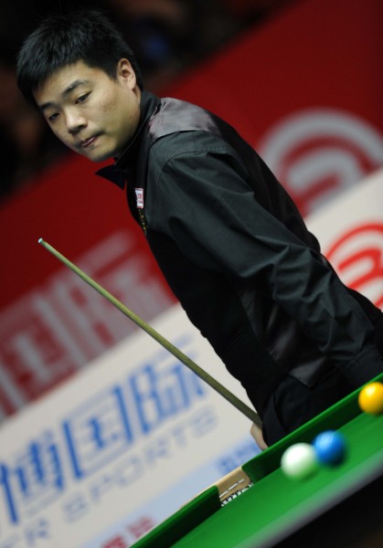 从握球递球 从握球递球