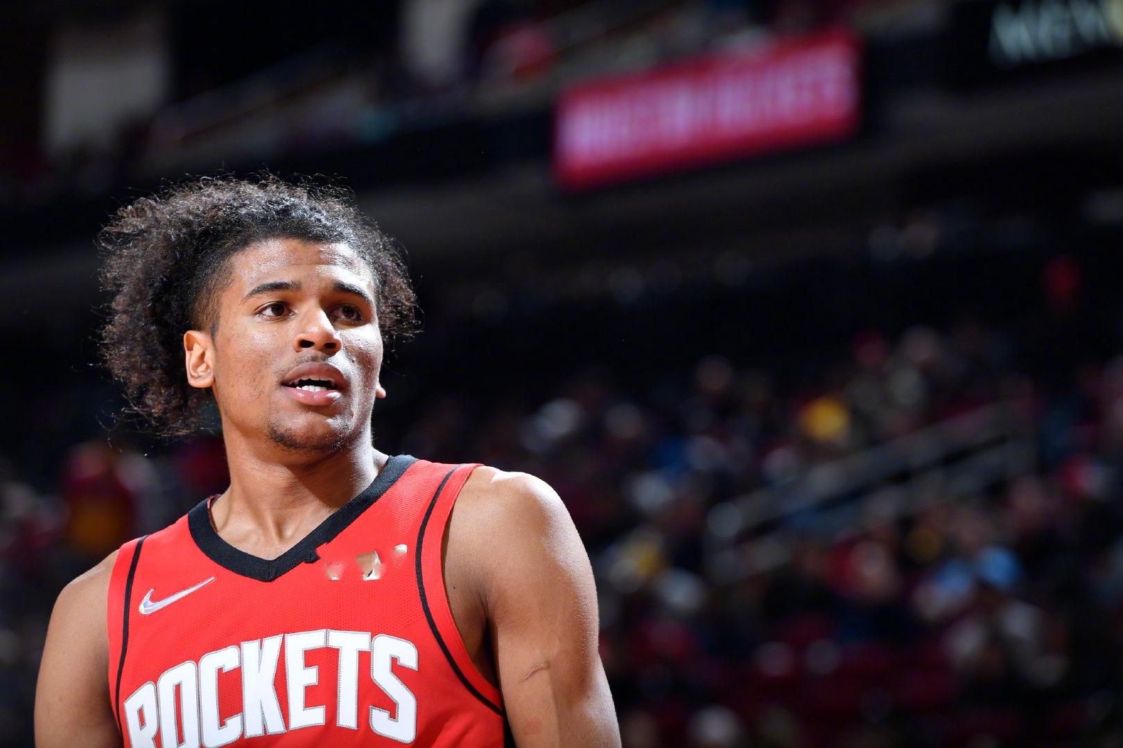 旅游与线下 旅游与线下