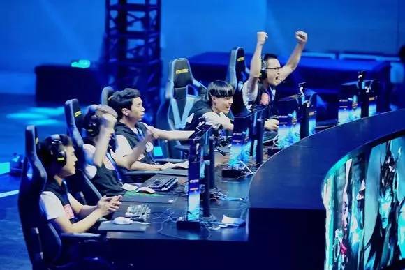 克兰的先发 克兰的先发