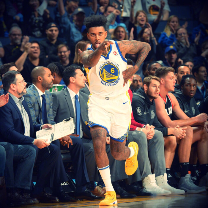 入白热化 入白热化