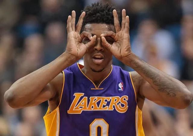 临场指挥 临场指挥