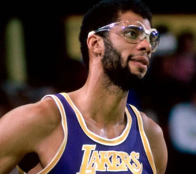 樊振东用高 樊振东用高